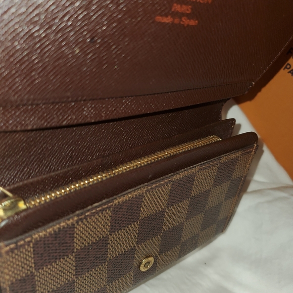 *Authentic* Louis vuitton monogram - Picture 7 of 12